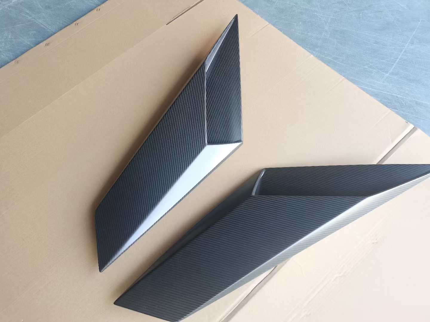 Carbon Fiber Rear Air Intake Vents for Lamborghini LP700/LP720