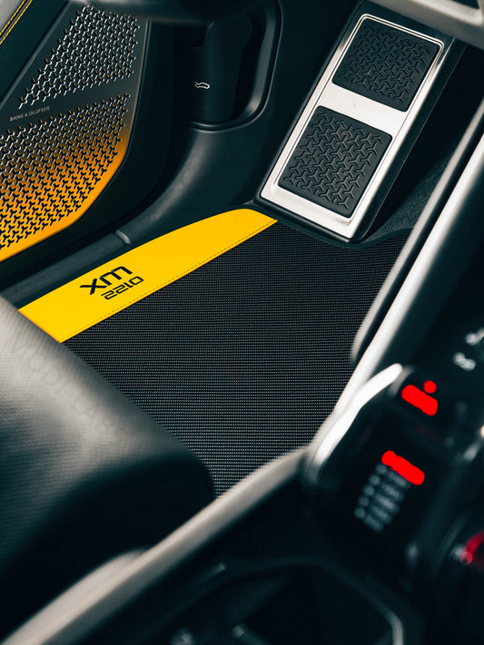 Carbon fiber car mats - personalized customization